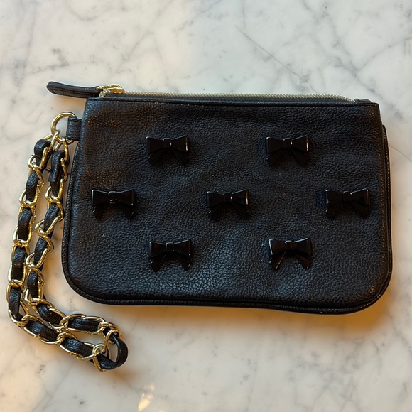 Betsey Johnson - Black Wristlet with Bows and Gold Chain - Picture 1 of 9